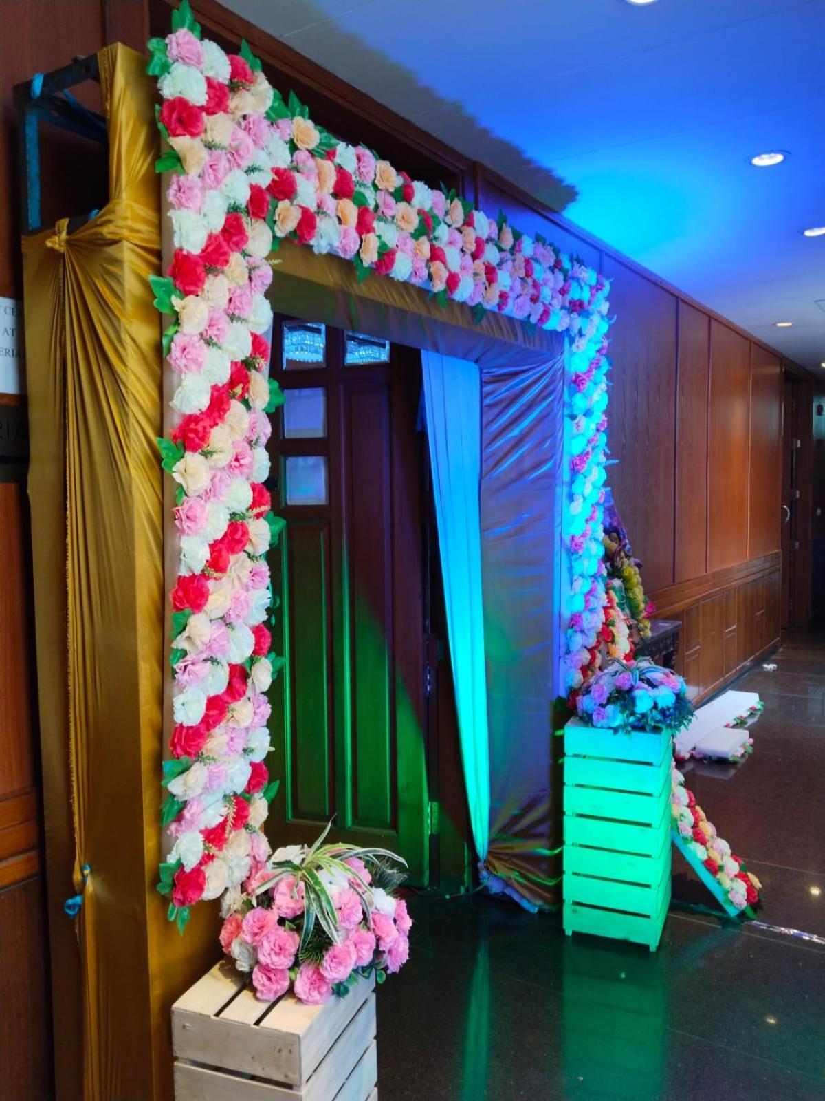 The President-A Boutique Hotel Ahmedabad Exterior photo