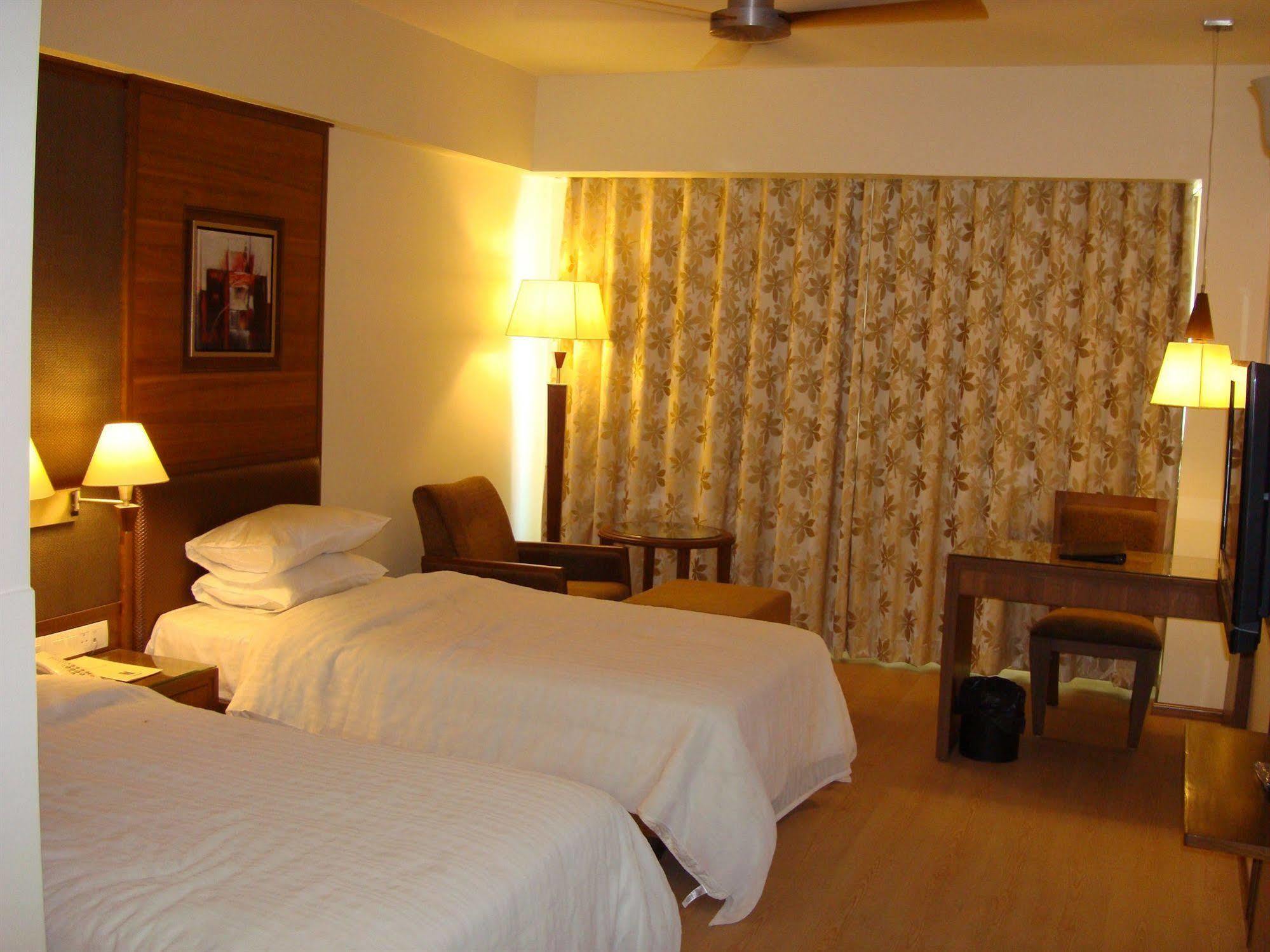 The President-A Boutique Hotel Ahmedabad Exterior photo