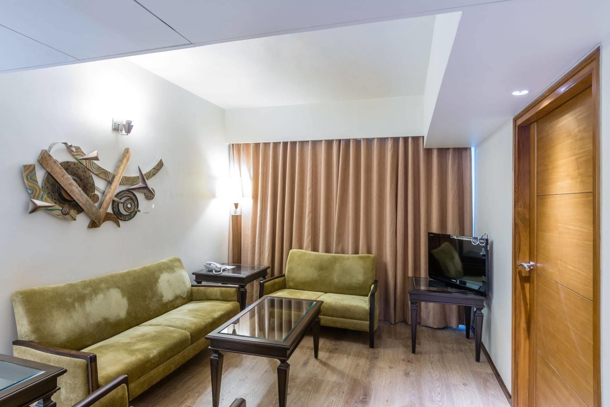 The President-A Boutique Hotel Ahmedabad Exterior photo