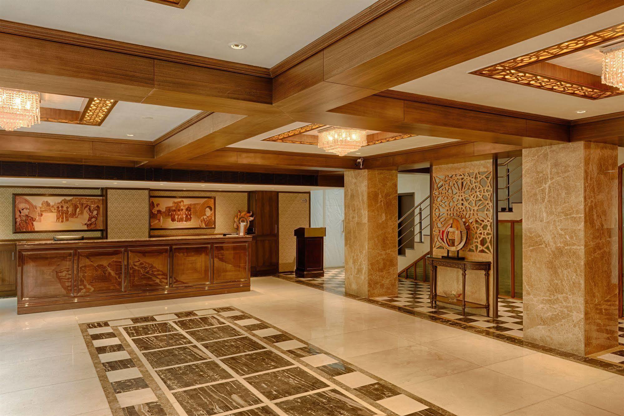 The President-A Boutique Hotel Ahmedabad Exterior photo