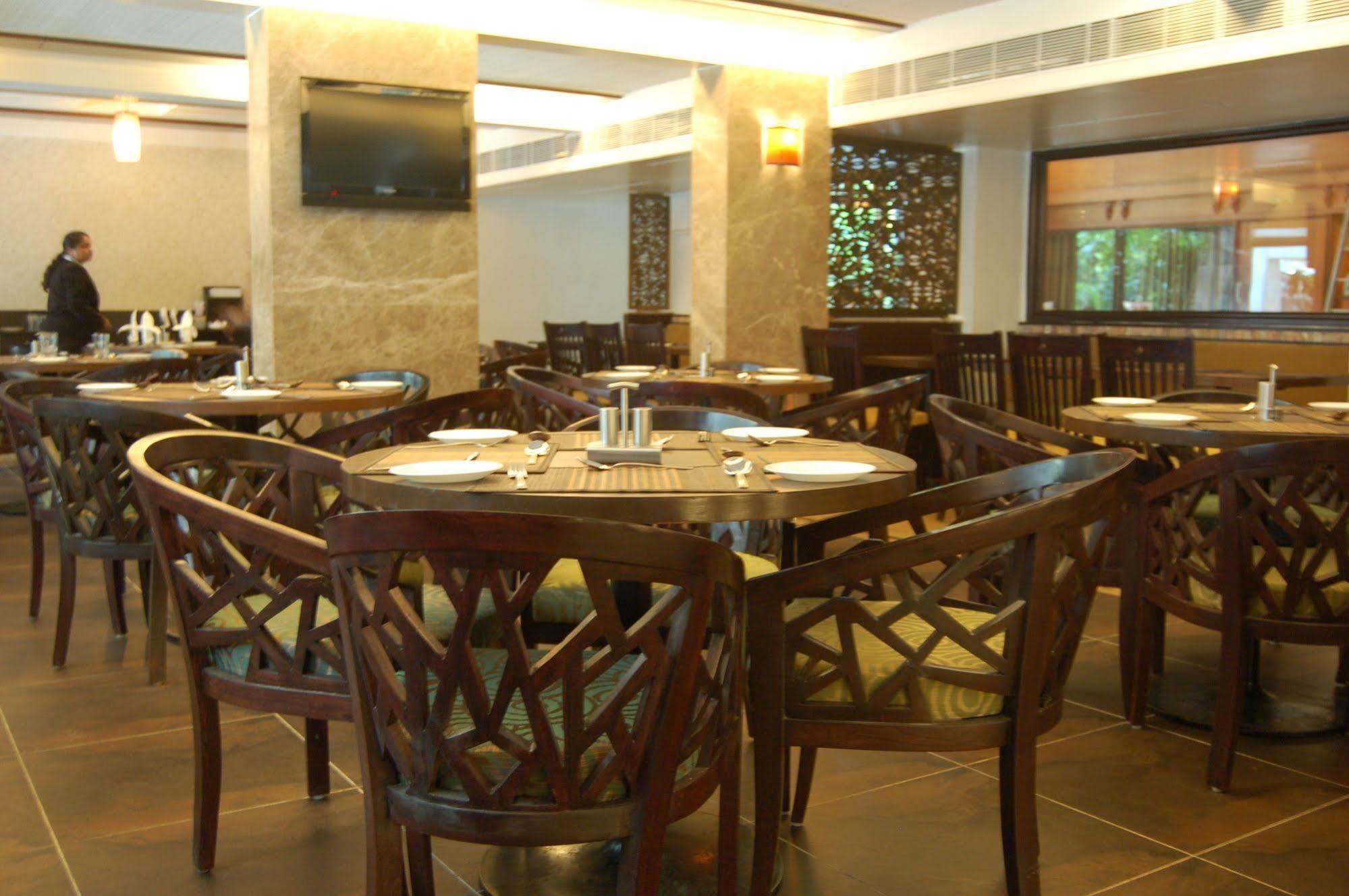 The President-A Boutique Hotel Ahmedabad Exterior photo
